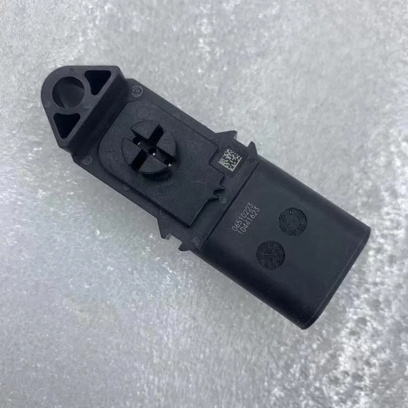 Engine Sensor Parts Diesel Engine Spare Parts 4076493 2897331Air Pressure Sensor