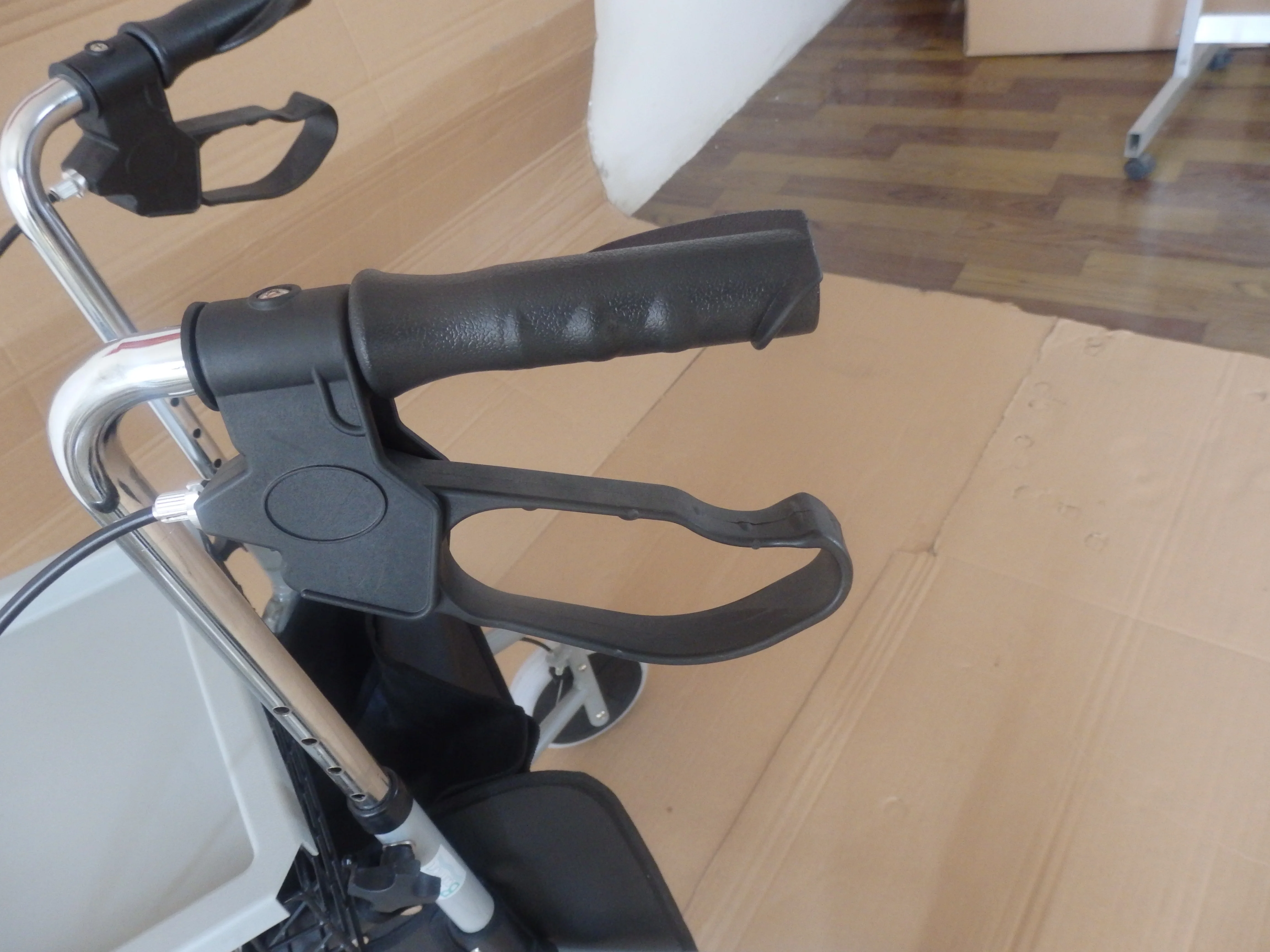 japan cheap 3 wheels brake cable shopping folding mobility adult patient forearm activity wheel rollator walker for the elderly