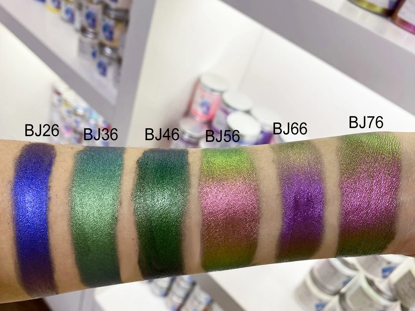 20colors Safty Makeup Cosmetics Eyeshadow Chameleon Powder Shinning For Body