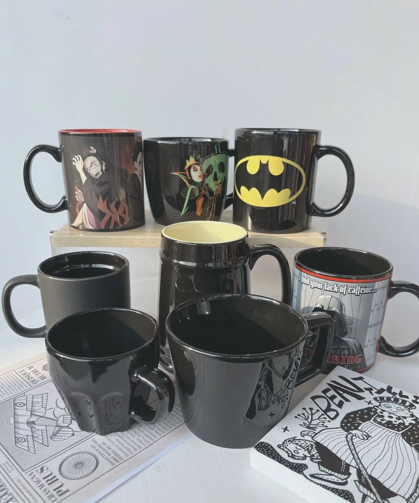 Solid Color Ceramic Mug with Customizable Cool and Sweet Cartoon Pattern for Coffee