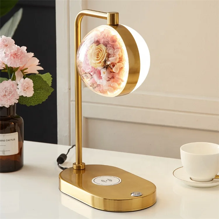 2022 Newest and Popular Mobile Phone Charging Lamp With Preserved Rose For The Home Decoration
