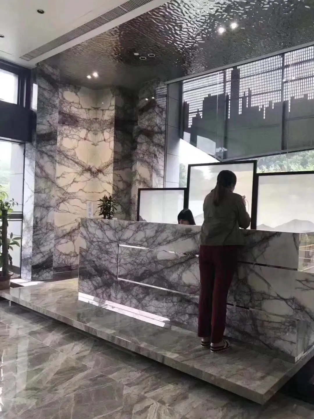 Italy Milas Lilac/New York White Marble Cheap Turkish Book Match White Marble With Purple veins For Counter