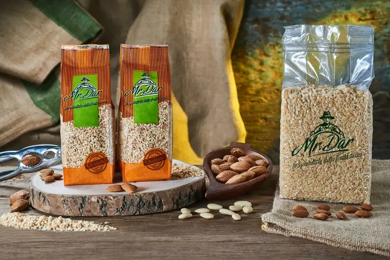 Ready-to-Sell 3 kg Roasted Almond Organic Blanched Dried Hazelnuts Vacuum-Packaged for B2B B2C Grain Pastry Ingredients Food Use