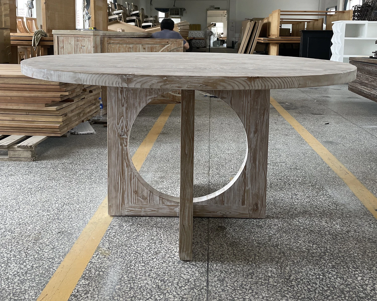 Dining room furniture rustic style white wash reclaimed solid wooded slab round wedding dining table for 6