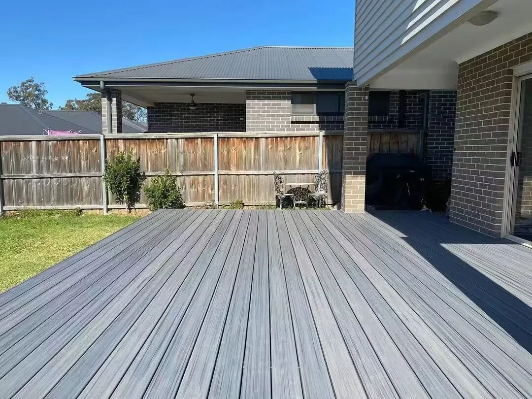 Swimming Pool Wpc Foam Deck Boards WPC Outdoor Wood Plastic Decking Composite Deck