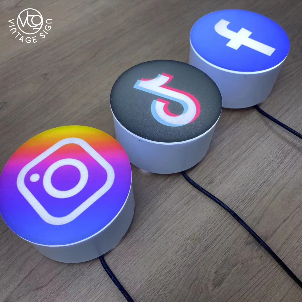 Professional Factory Aluminum Lightbox 3d Letter Sign Advertising Light Box Outdoor With Wholesale Price