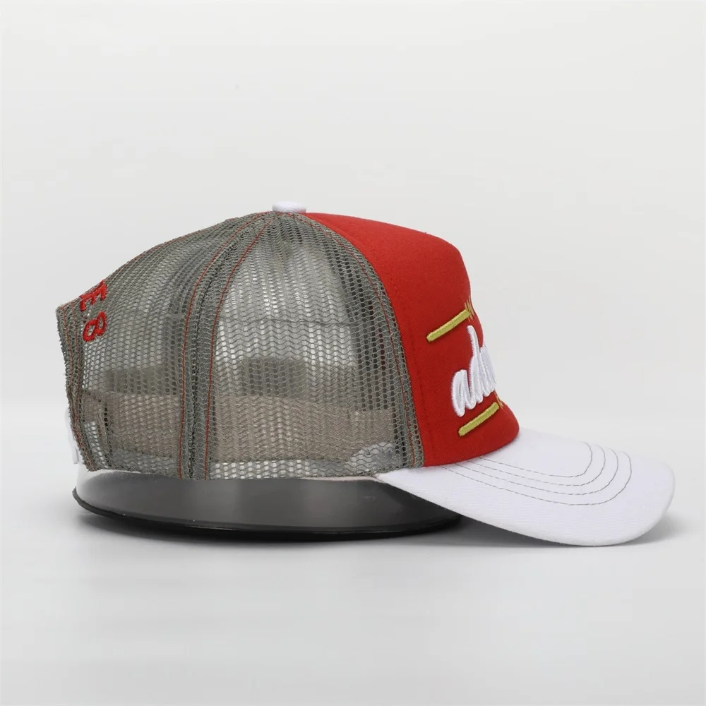 OEM Индивидуальные высококачественные мужские 5 панелей ОАЭ Дубай Стиль Простые 3D вышивка логотипом из пенопласта с короткими полями сетчатые летние кепки для грузовиков