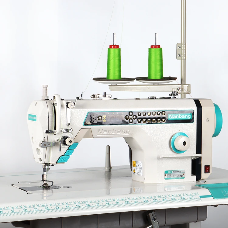 Single Needle Cylinder Bed With Unison Feed Lockstitch Sewing Machine