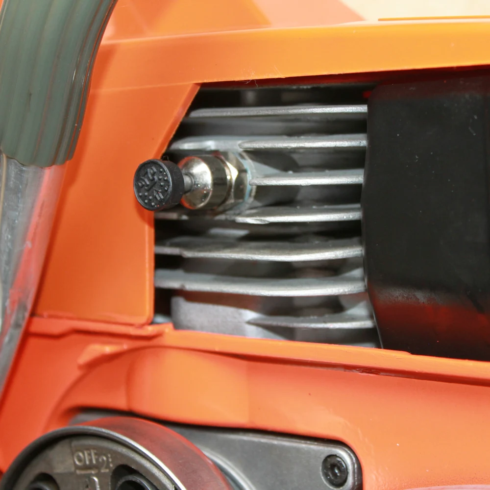 61 chainsaw 61.5cc 2.9kw 2 Stroke Gas Chain Saw with 20inch 22inch chain and guide bar