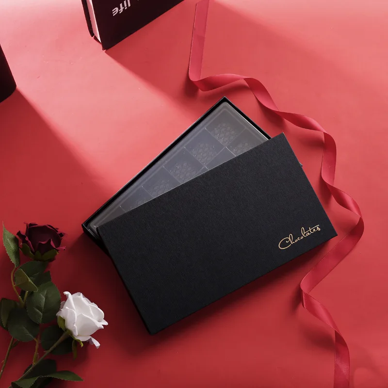 Custom Logo Eco-friendly Paper Food Dessert Bonbons Truffles Package Luxury Giveaway Chocolate Packaging Box with Plastic Tray