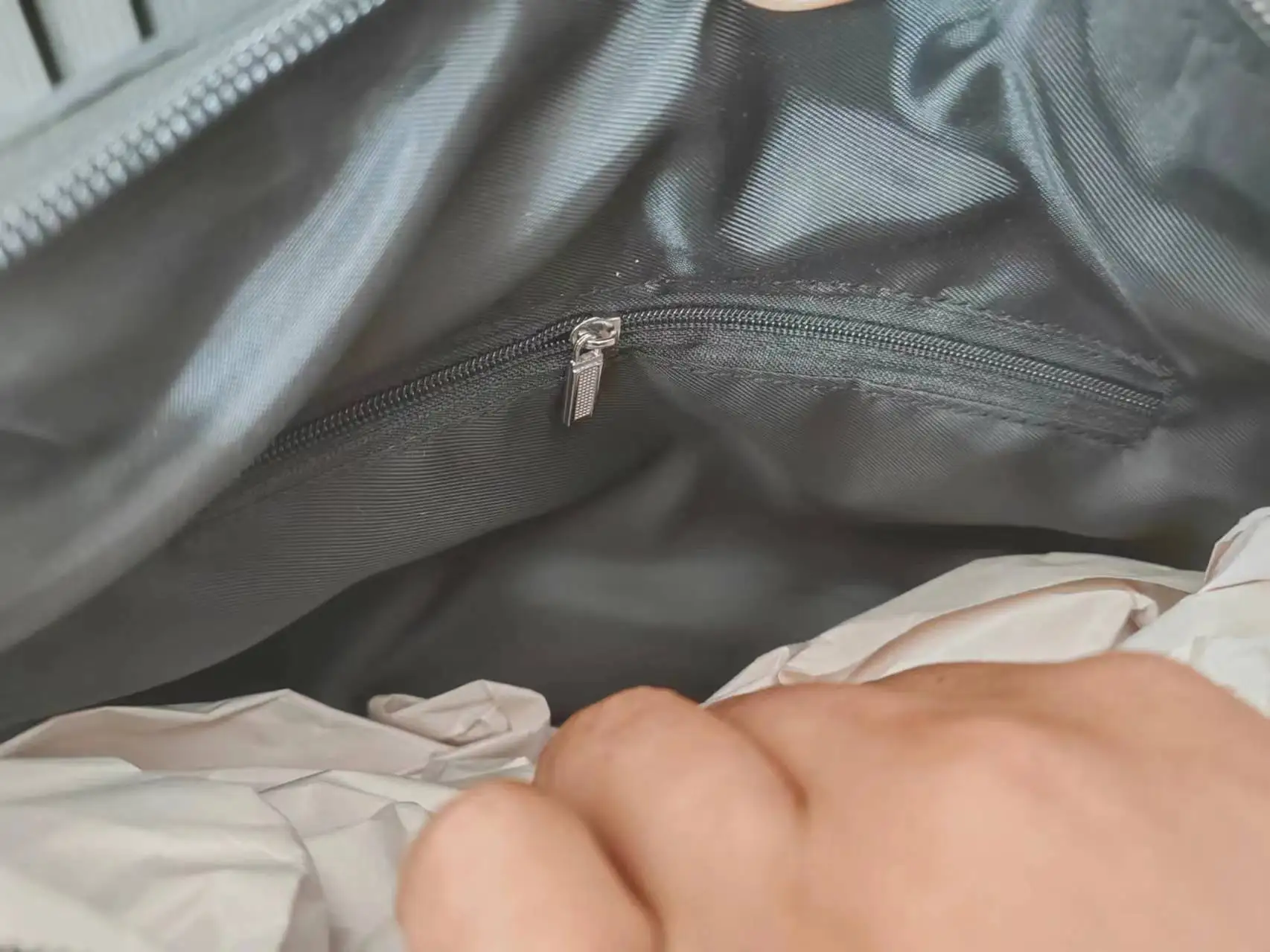 China Factory Wholesale New Low Price Surplus Ladies Bags Stock Clearance Bags on Sale for Women