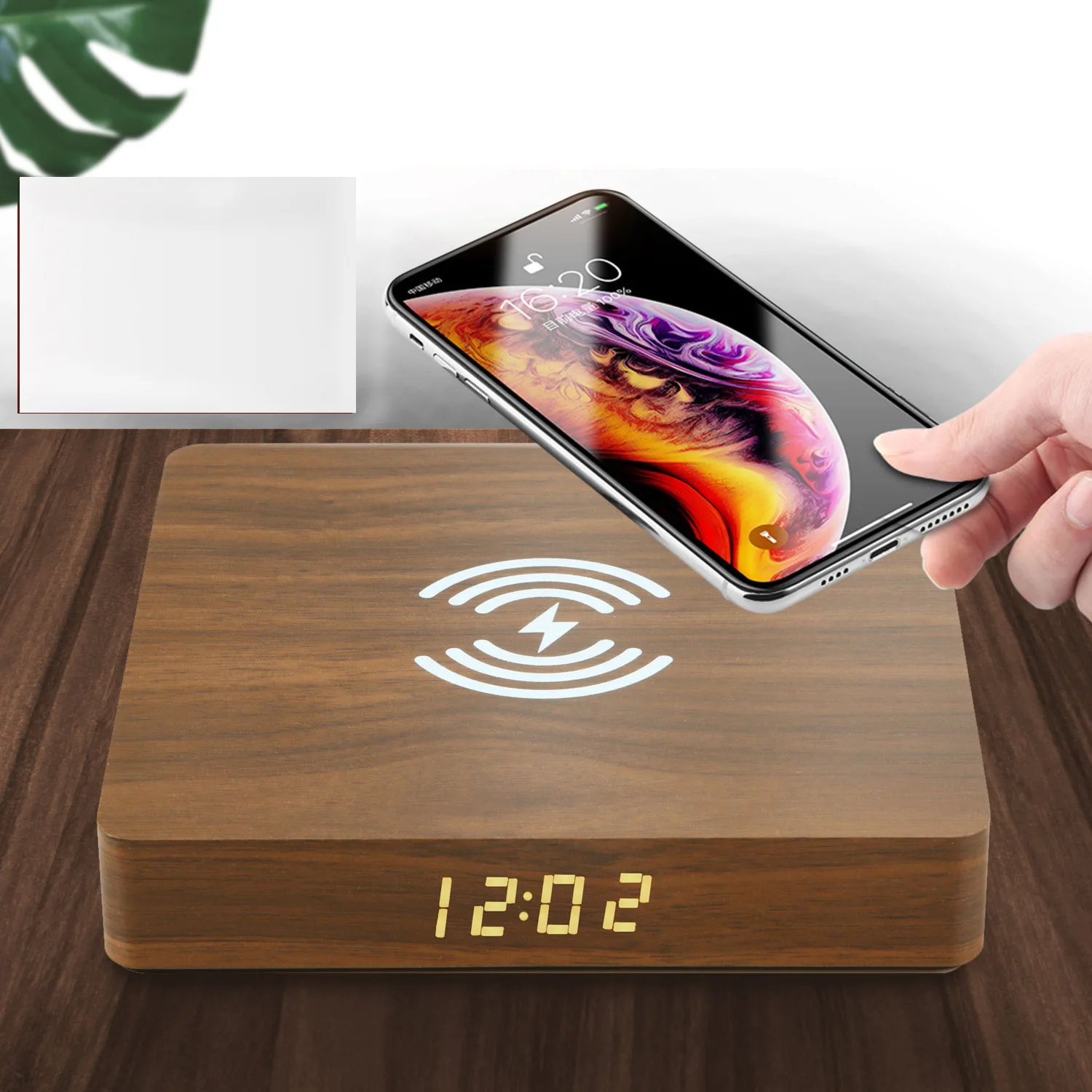 Gadget 2024 New Arrival Portable Retro Bluetooth Speaker With Wireless Charger Promotional Products Ideas Corporate Gifts