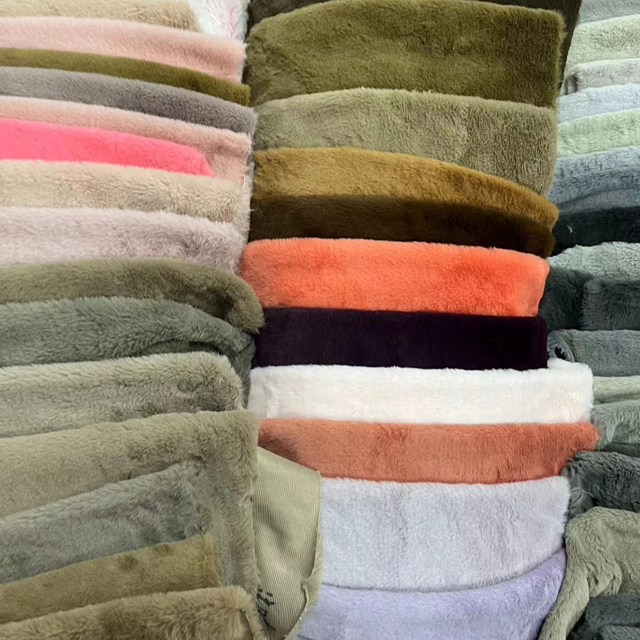 Colorful Printed Polyester Red Plush Faux Rabbit Fur Cheap Curtain Fabrics For Garment