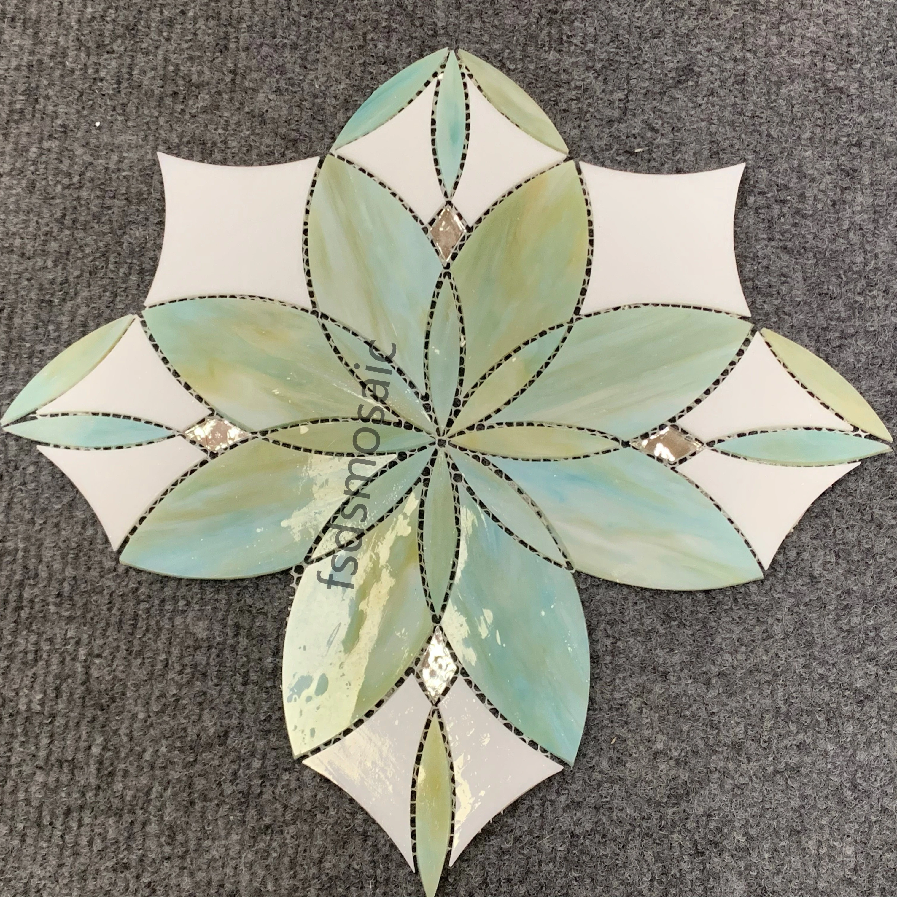 Stain Glass Mosaic Flower Shape Light Green Color Glass Mosaic Tiles Backsplash Kitchen Tile Hotel Projects Wall Tile Decorative