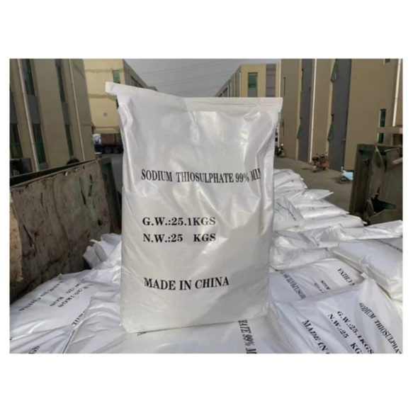 Бесцветные кристаллические каталки этоксида магния C4H10MgO2 химический