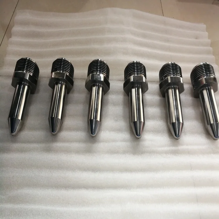 Bimetallic screw barrel
