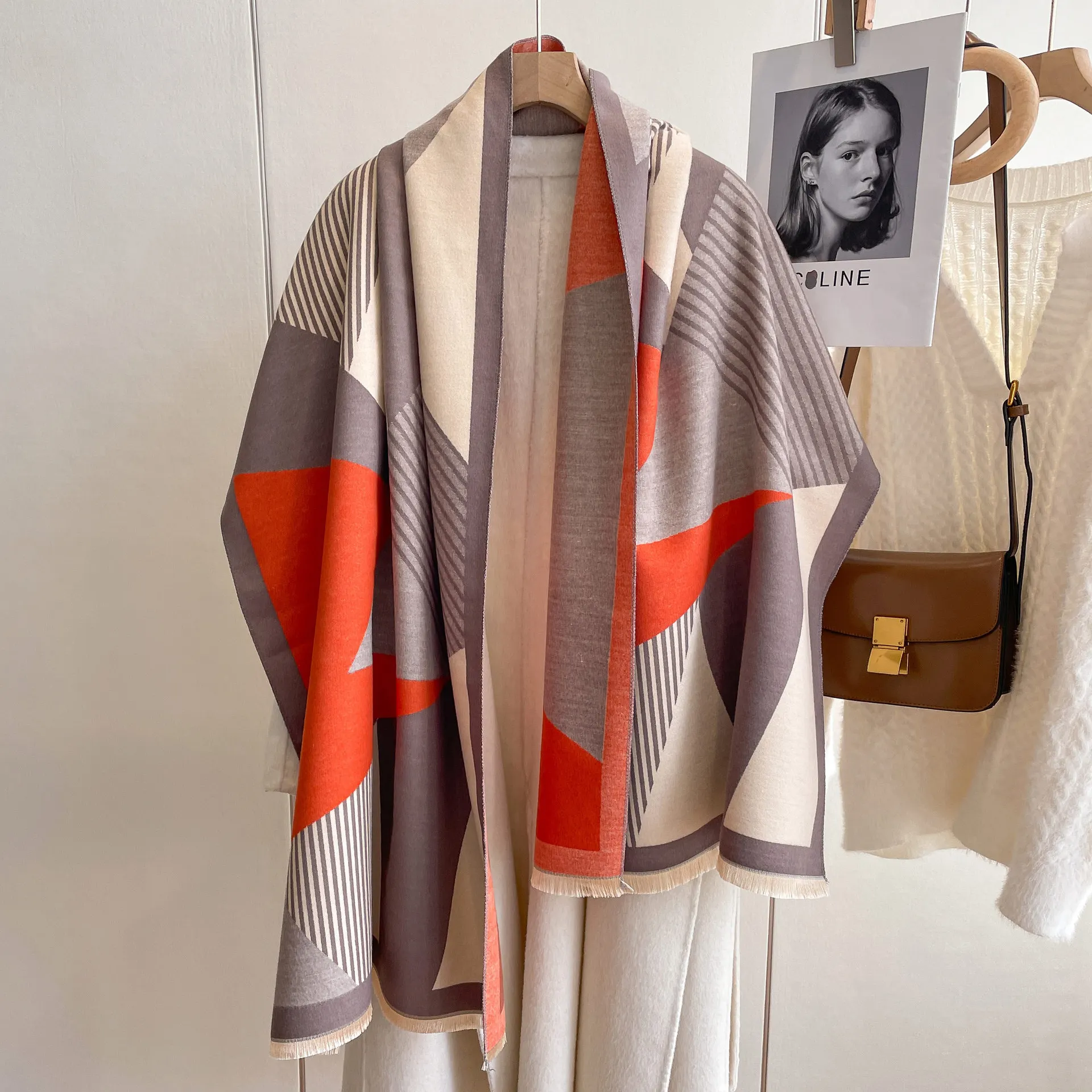 2023 Christmas Large Geometry Jacquard Pashmina Scarf Shawls Warm Thick Cashmere Womens Winter Scarfs and Wraps