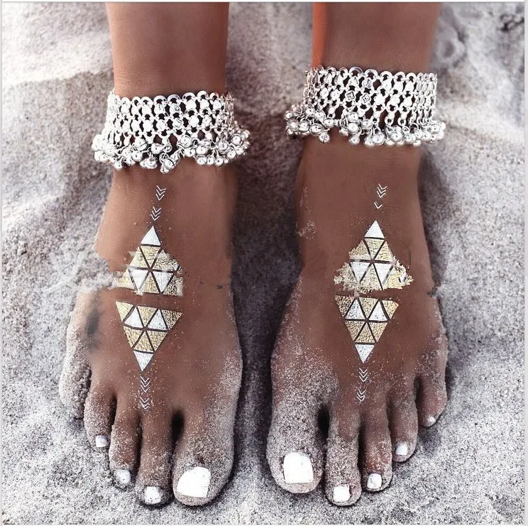 2022 Lady Retro Barefoot Sandal Foot Exaggerated Personality Bells Beach Boho Silver and Gold Anklet