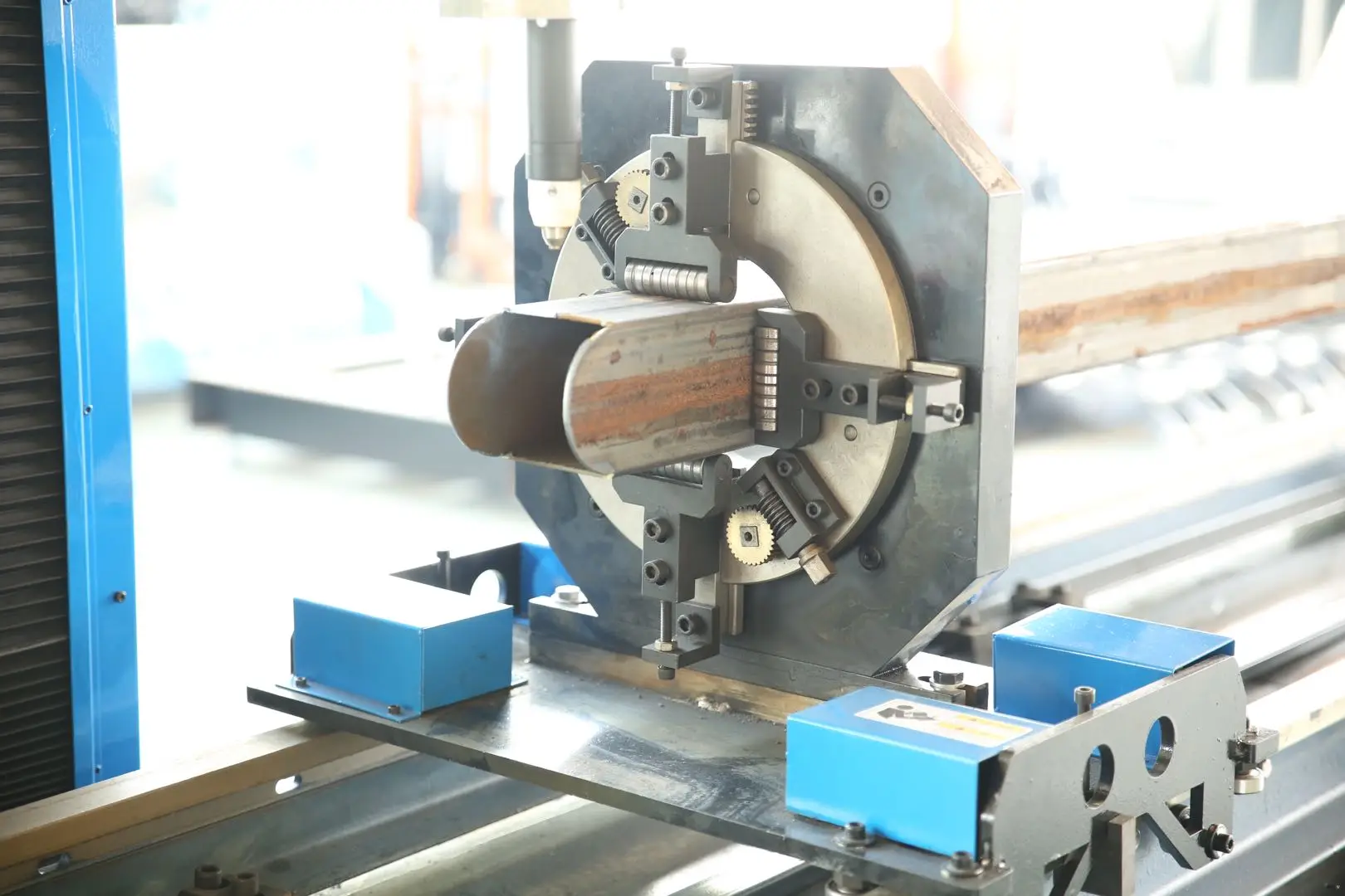 
Seanior 2020 NEW 4AXIS cnc plasma square and round steel pipe metal tube cutting machine 