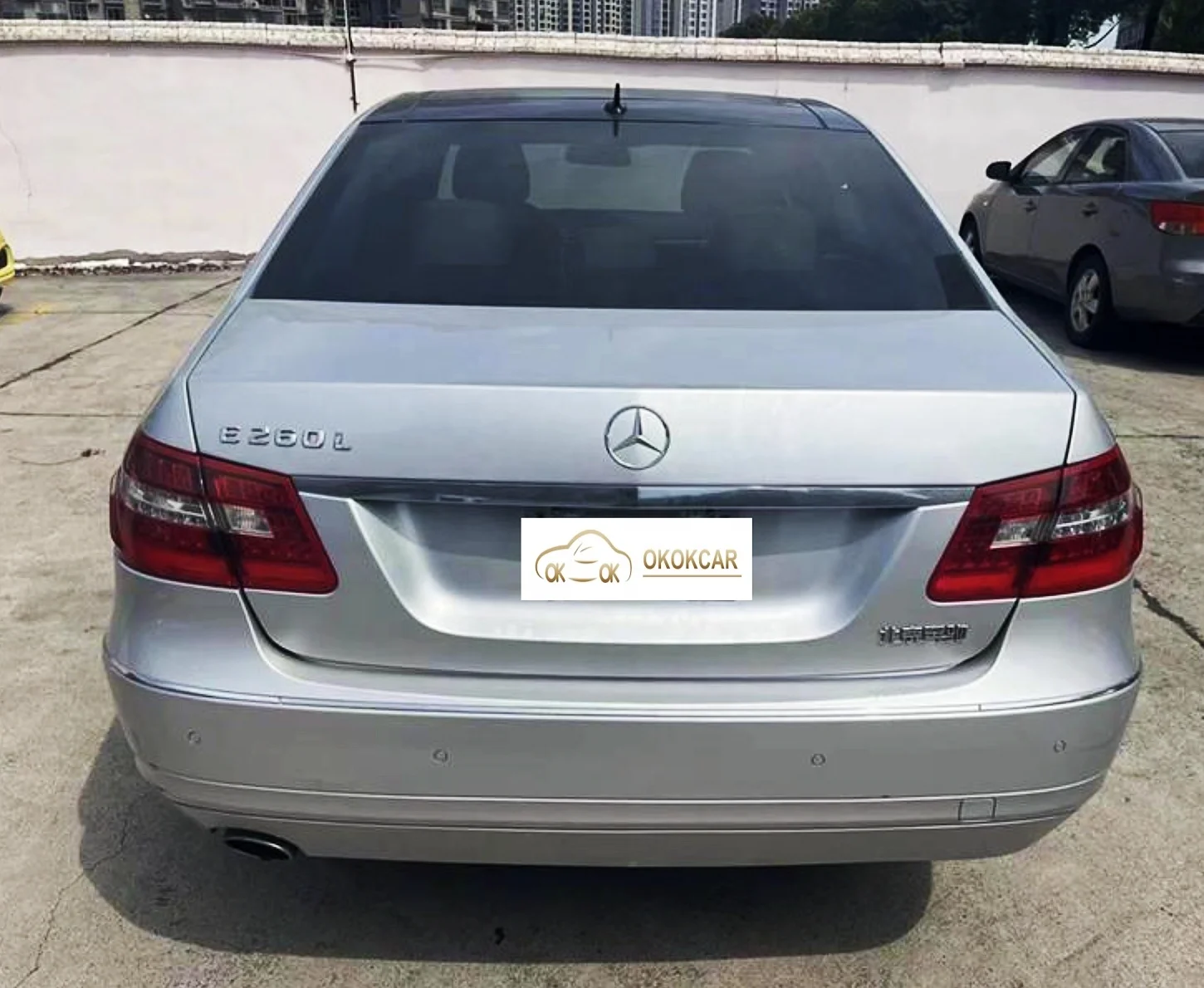 Mercedes-benz E260L бензиновые автомобильные сиденья задняя камера с кожаным черным электрическим седаном R17 многофункциональный автоматический люк на крыше