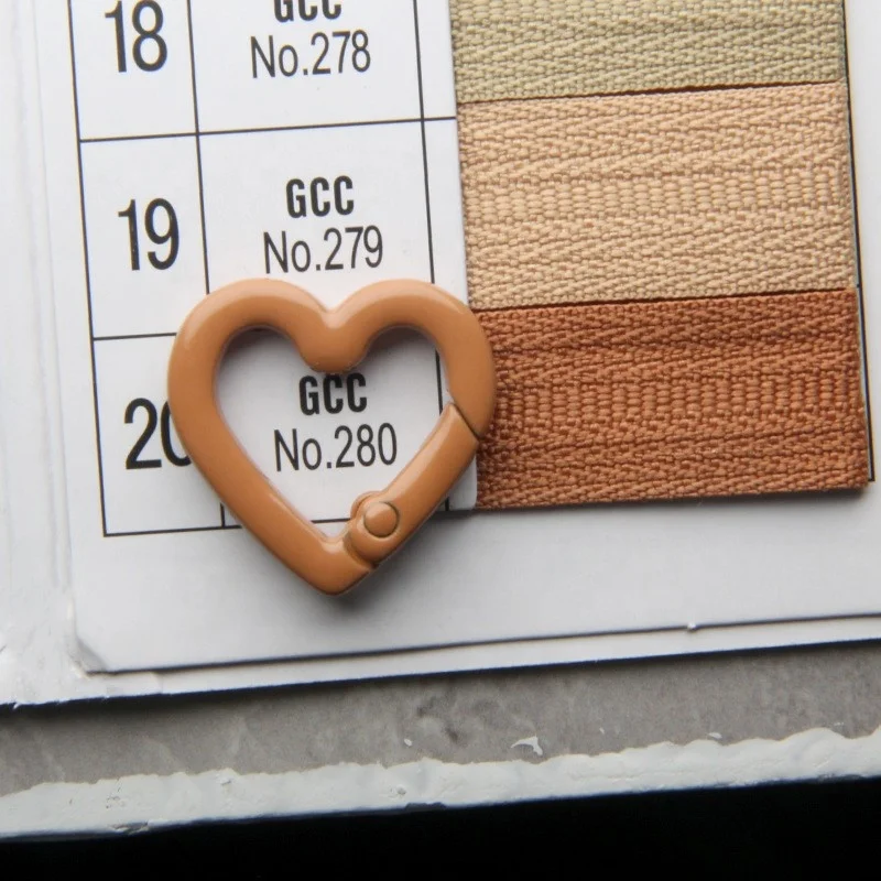 Heart Shape Spring Gate Ring Openable Bag And Handbag Belt Buckle Connect Pendant Key Chain Best Metal heart keyring