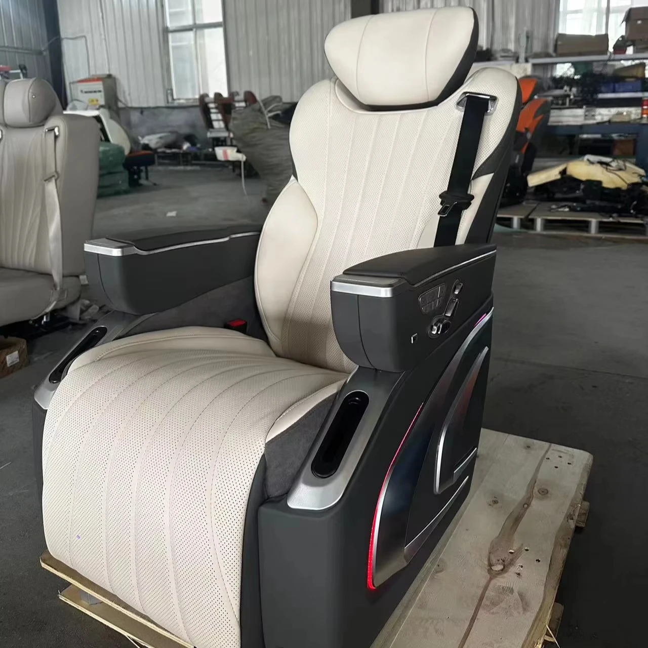 Toyota Sienna Aero Seat with Electric Adjustment Aviation Heating & Massage Ventilation Interior Upgrade & Refit