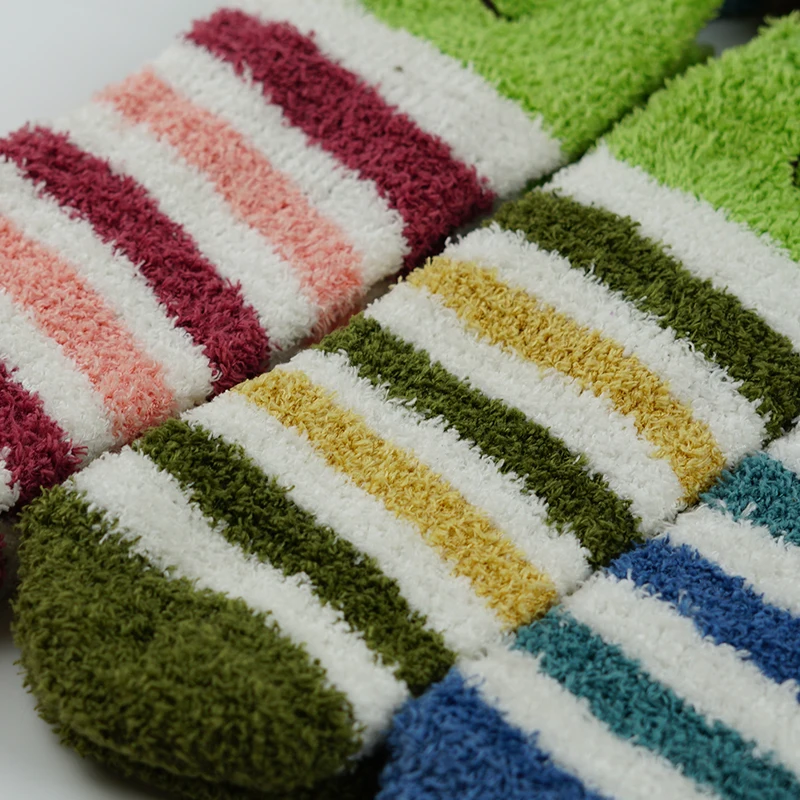 Hot Sale Cartoon Stripe Frog Winter Womens and Girl Soft Warm Room Cozy Socks