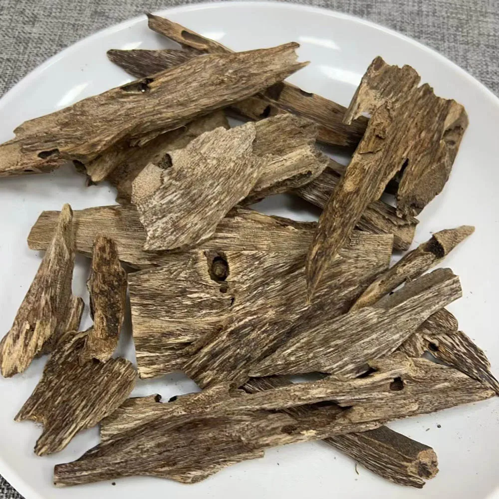 Chinese Qi Nan agarwood tablets have a strong fragrance to soothe the spirit and help sleep oud chips