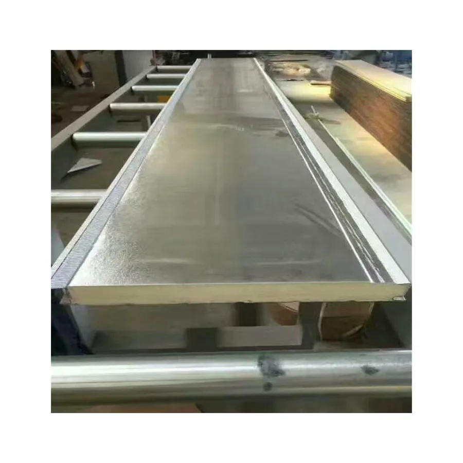 Hot sale heat insulation metal ceiling or wall panel 50mm thermal insulation xps wall panel trade metal carved sandwich panel