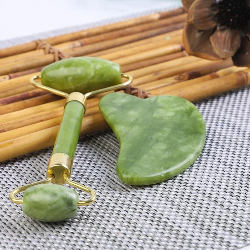 
OEM / ODM Best High Quality Anti Aging Massager Green Natural Facial Gua Sha Gemstone Green Jade Face Roller for Face Body 