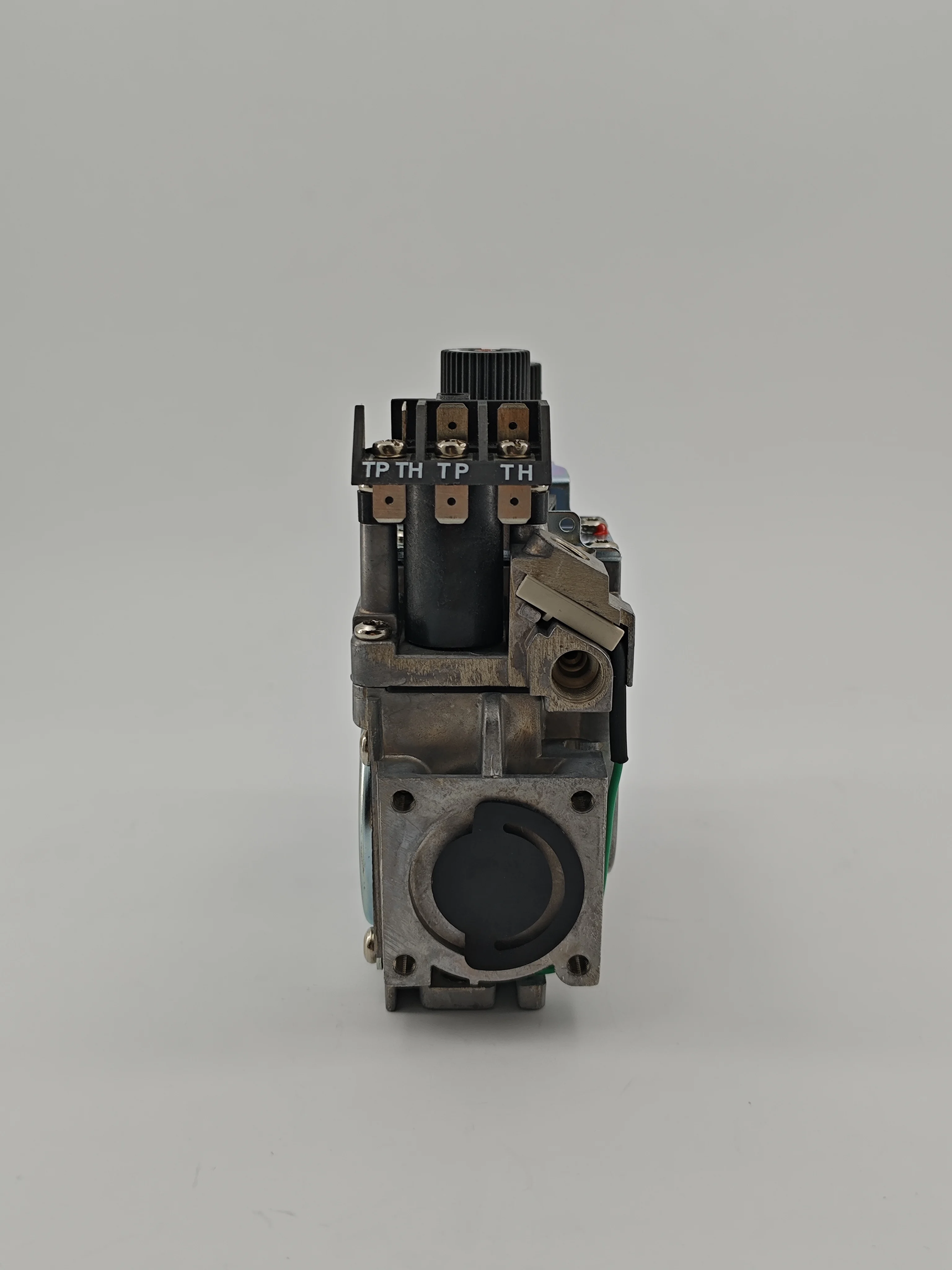 SNT-2028(2)