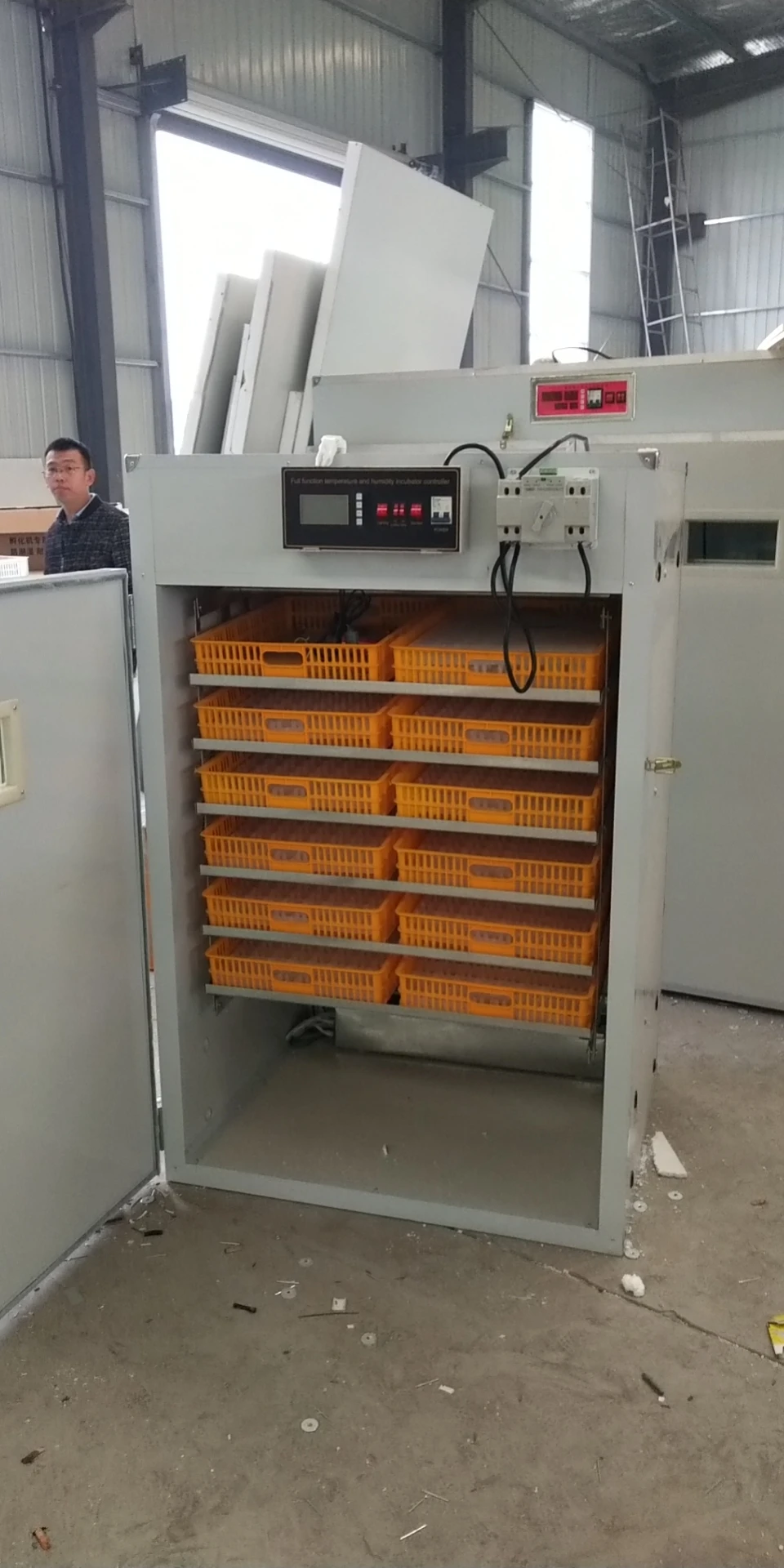 automatic solar 1000 chicken egg incubators + full set solar kits