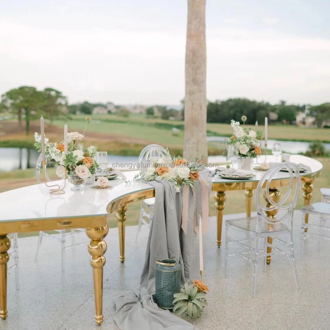 Luxury Wedding Golden Serpentine Party Table For Wedding Events