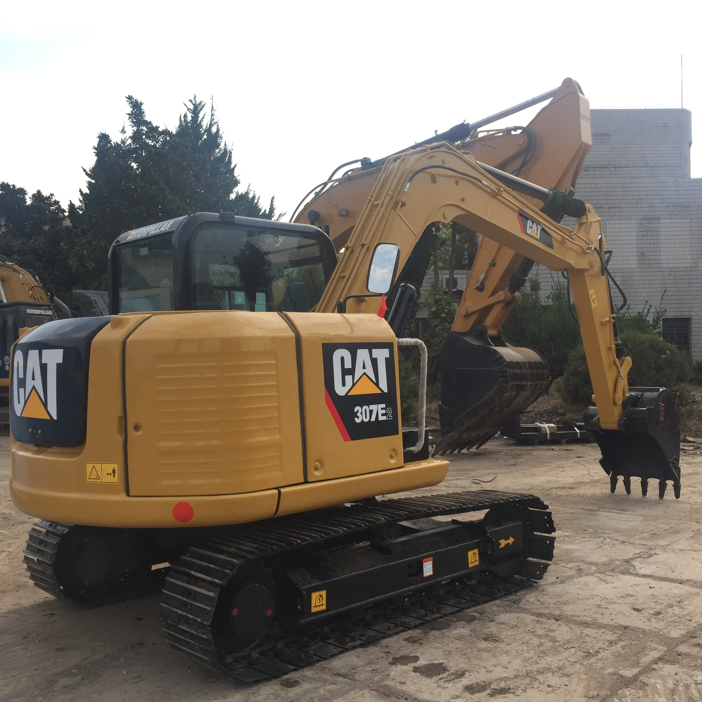 Used Caterpillar 307E2 Excavator for Sale in Shanghai Good Condition with Mitsubishi Engine Gearbox PLC Components Cheap Price