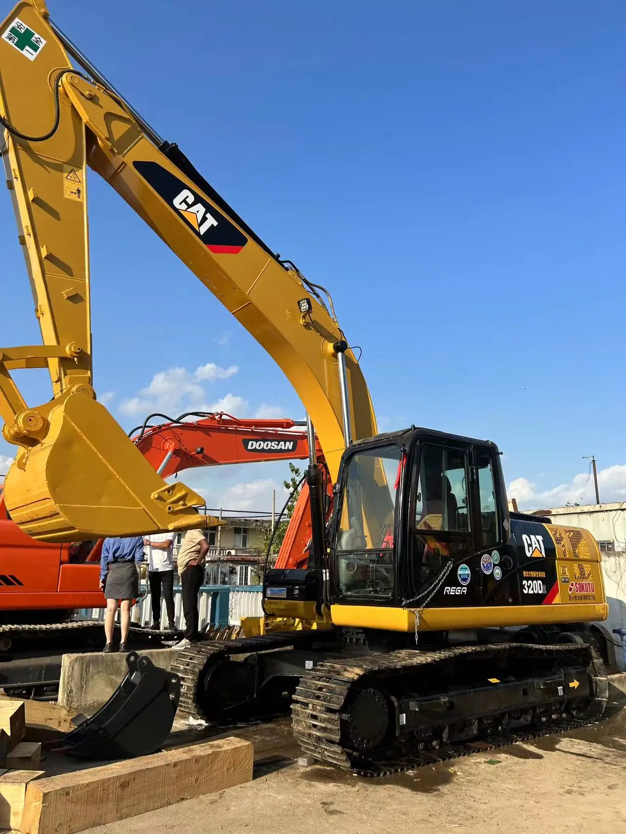 Лидер продаж 20 тонн CAT320D экскаваторы оригинальные Гусеничные 320B 320D