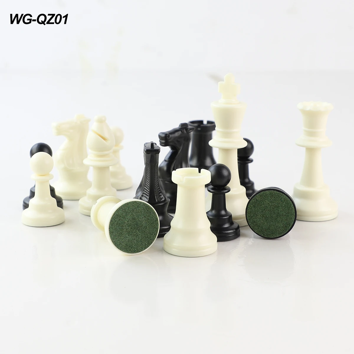New design 9.7 cm 3.75 inch tournament chess game antique chess sets for sale