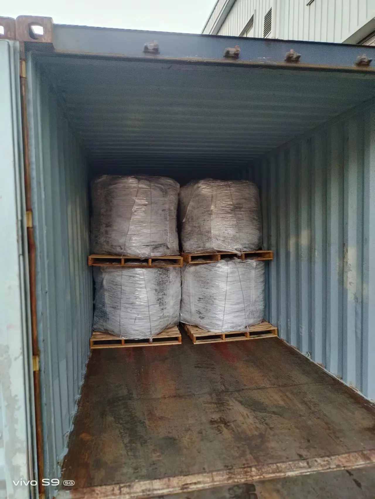 China Supplier Sells Silicon Carbide Refractories