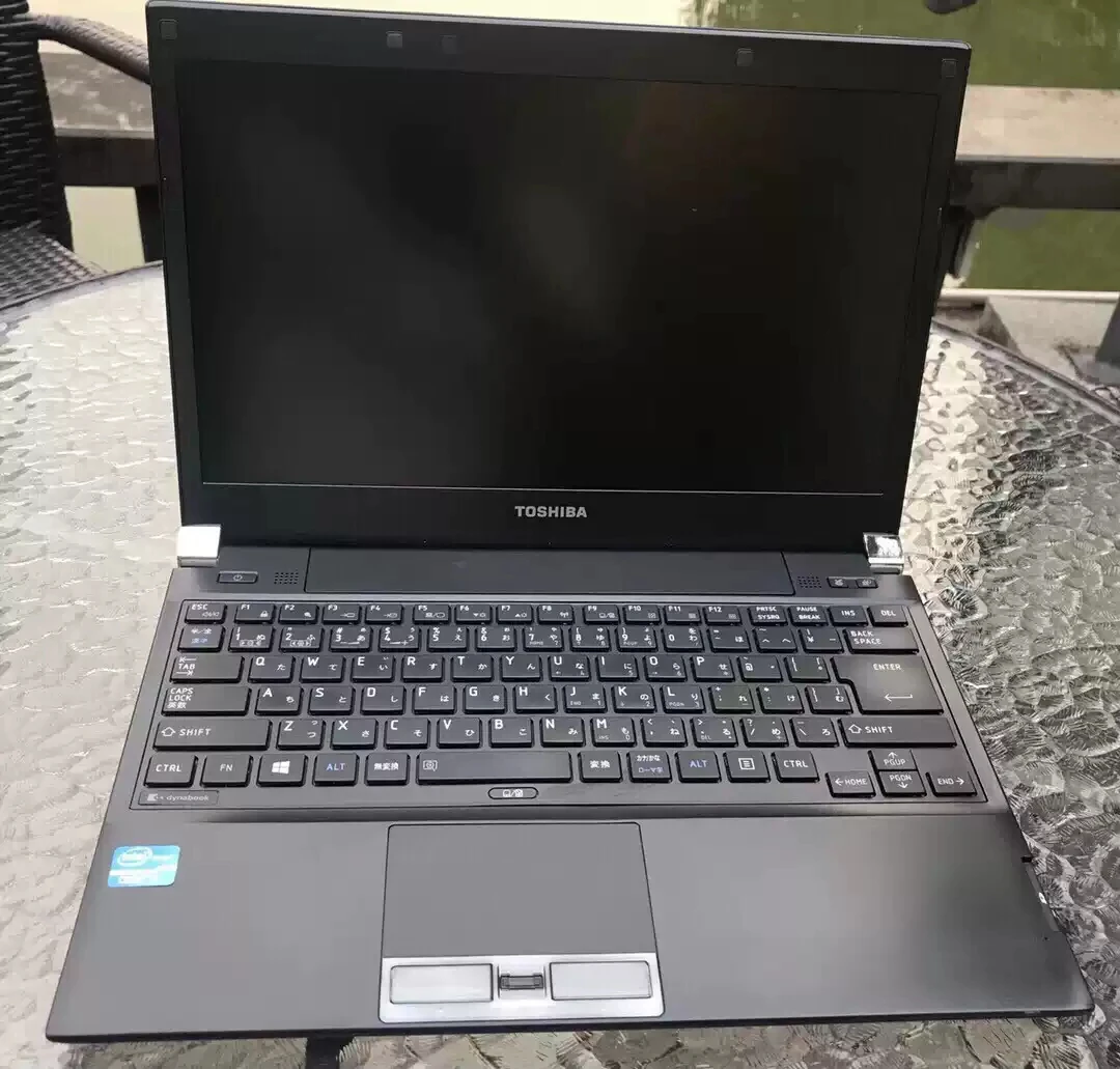 2022 for toshiba r732 13.3 Inch Used Laptop Dynabook 13.3 Laptop 3th Generation Intel Celeron Thin And Light Commercial Home