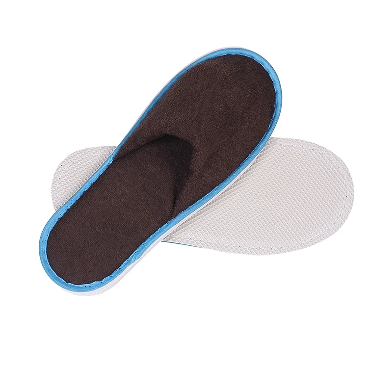 nice-looking easy to carry EVA sole waterproof not easy to break disposable guest slippers for hotel