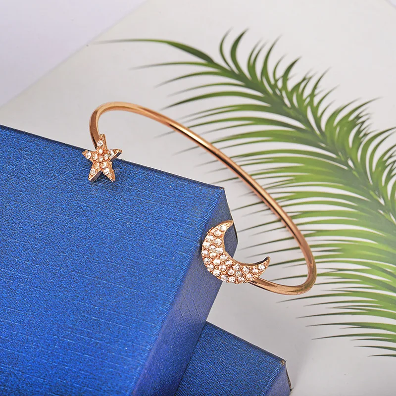 
Newest 4PCS/Set Fashion Cuff Bracelet Bangles Sets for Women Crystal Star Moon Heart Charm Ladies Bracelet Bangle Jewelry Set 