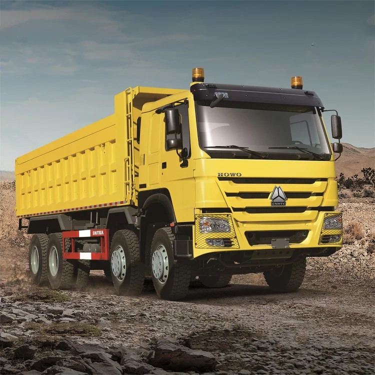 В отличном состоянии самосвал Sinotruk HOWO 371HP 400HP 8X4 для продажи в городе uganda