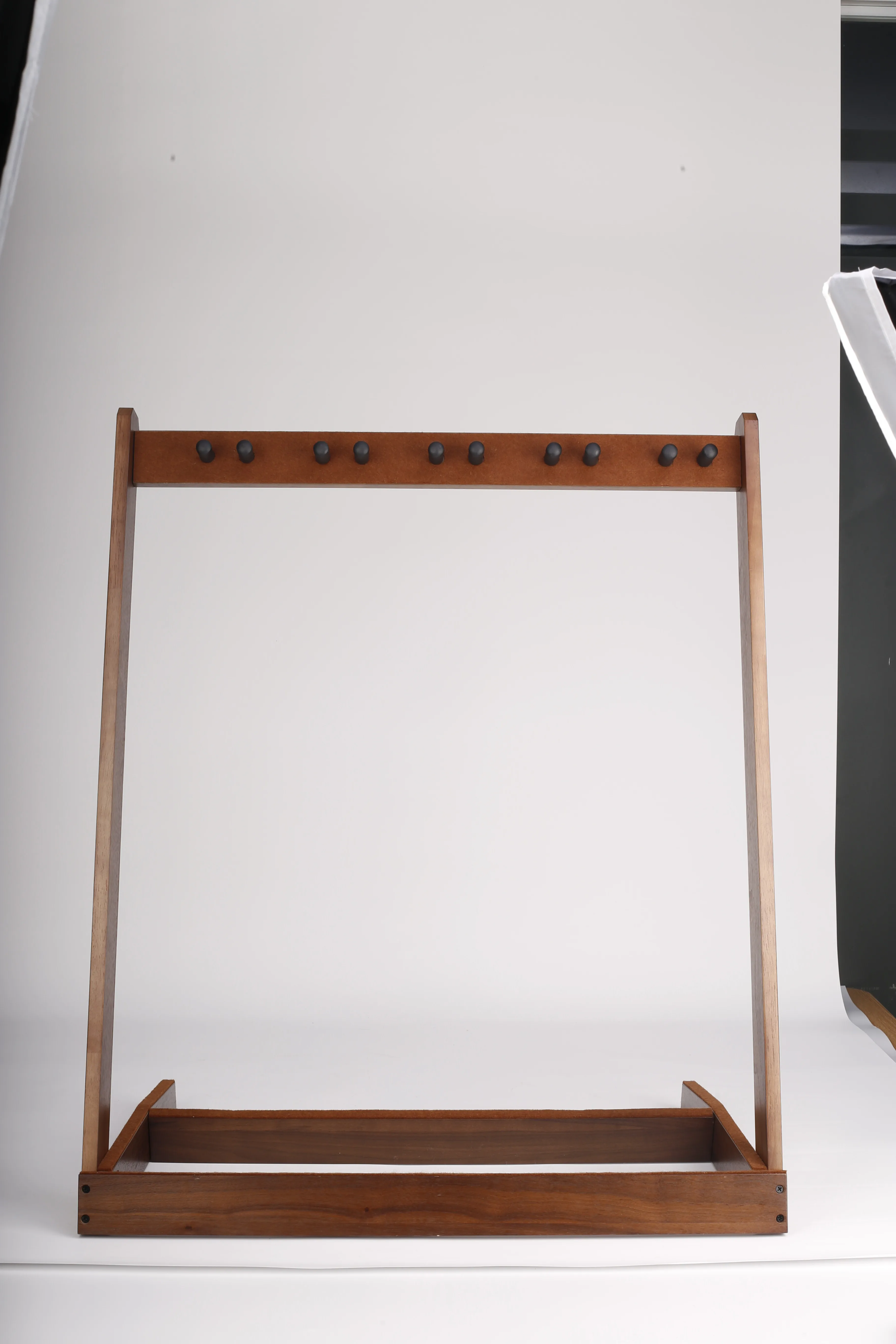5pcs Electric Guitar and Bass Floor Stand Multiple Guitar Holder Wooden Guitar Stand with Storage Shelf 5 Musical Instrument