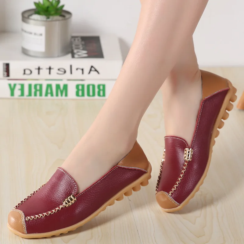 
Wholesale new large size single shoes leather lace flat casual comfortable mother nurse shoes 