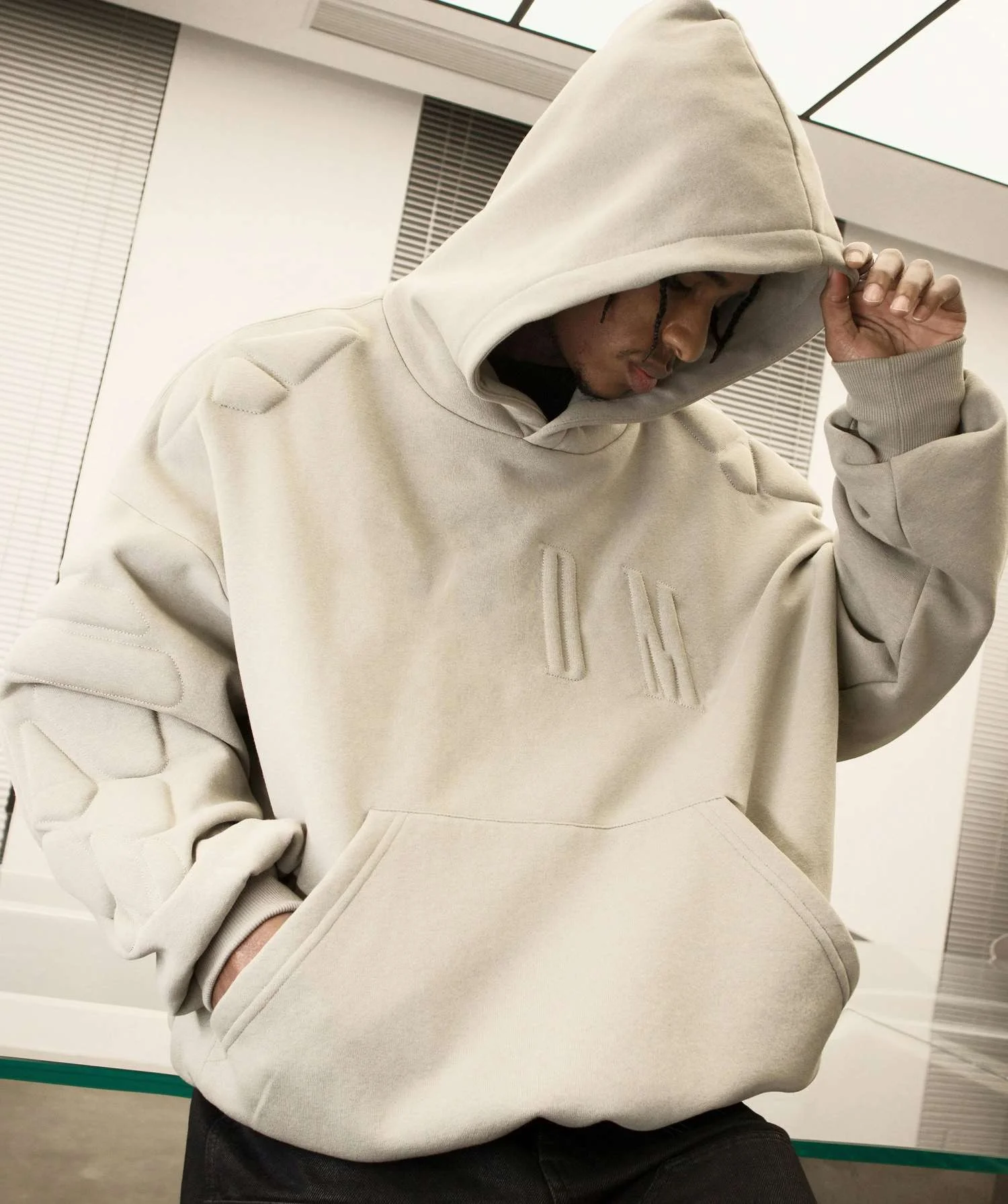 Custom Logo Boxy Premium Cotton Oversized 100% Fleece 500 GSM Quilted Padding Heavyweight 3D Stitch Patches Embroidery Hoodie