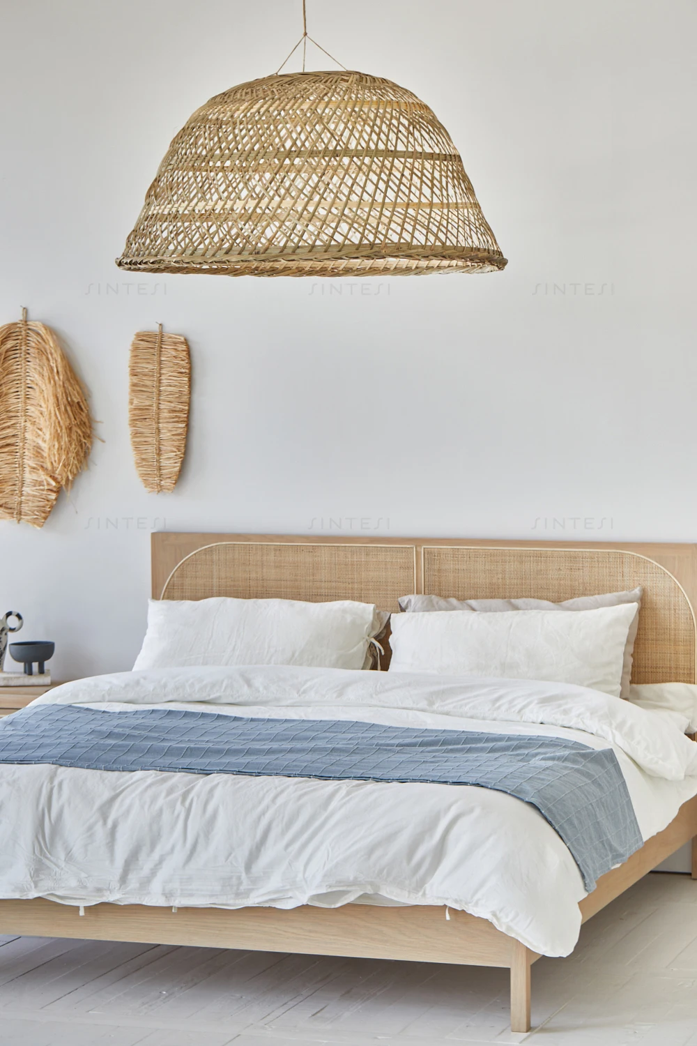 Modern Eco-Friendly Bedroom Furniture Solid Oak Rattan Sofa Bed Wooden Beds