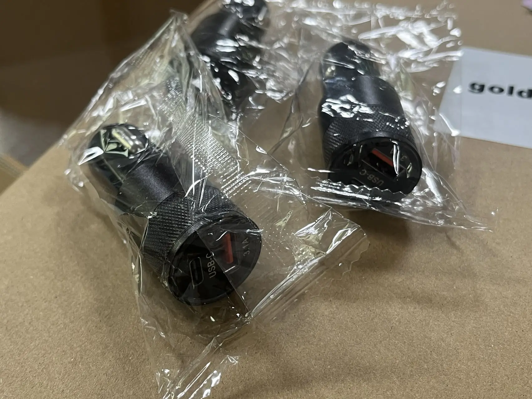 Free sample fast USB car charger adapter 1 to 2 15w phone charging port usb-c usb car charger