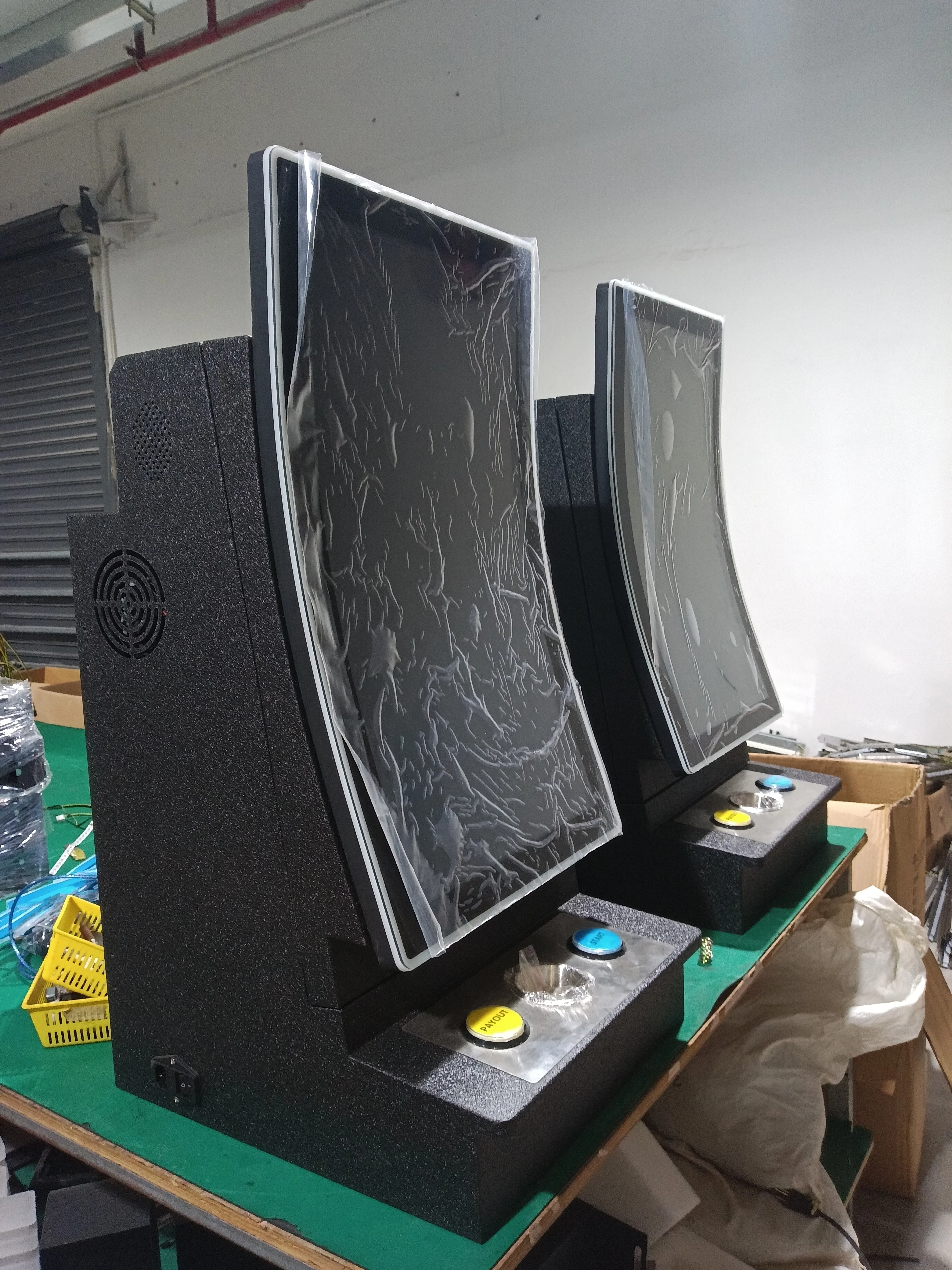 High Quality C Type Bartop Metal Cabinet 27 Inch Touch Screen Mini Arcade Skill Game Machine