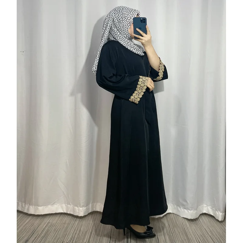 Traditional Muslim Clothing Modest Women Islamic Middle East Dubai Dress Elegant Embroidery Long Robe Dress Kaftan