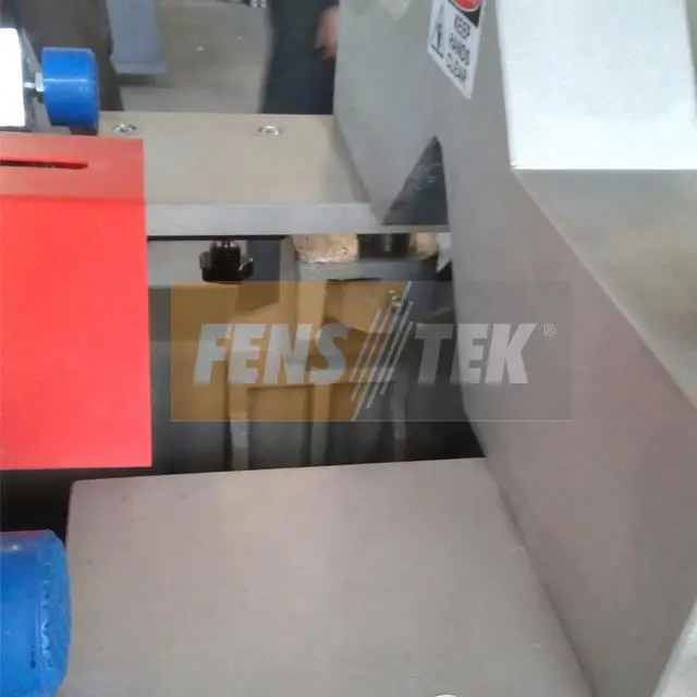 
Plastic upvc pvc window machine for v notch cutting 