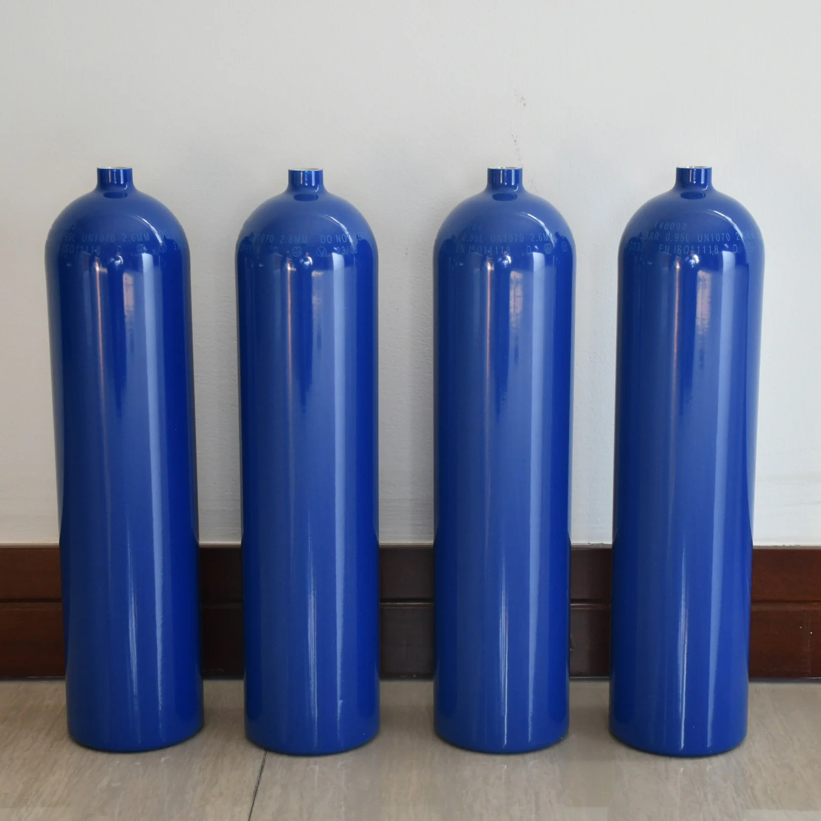 ZX 0.95L 640g high purity 99.9% Chargers Aluminum Bottles Cream Whip Portable food grade cream charger whipped